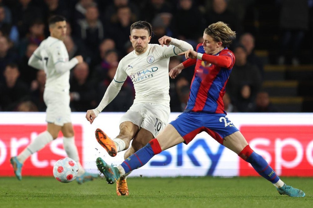  门兴格拉德巴赫连胜终结，德甲争四形势扑朔迷离  