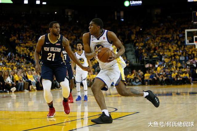  库里三分雨倾盆勇士大胜快船斩获赛季第五十胜